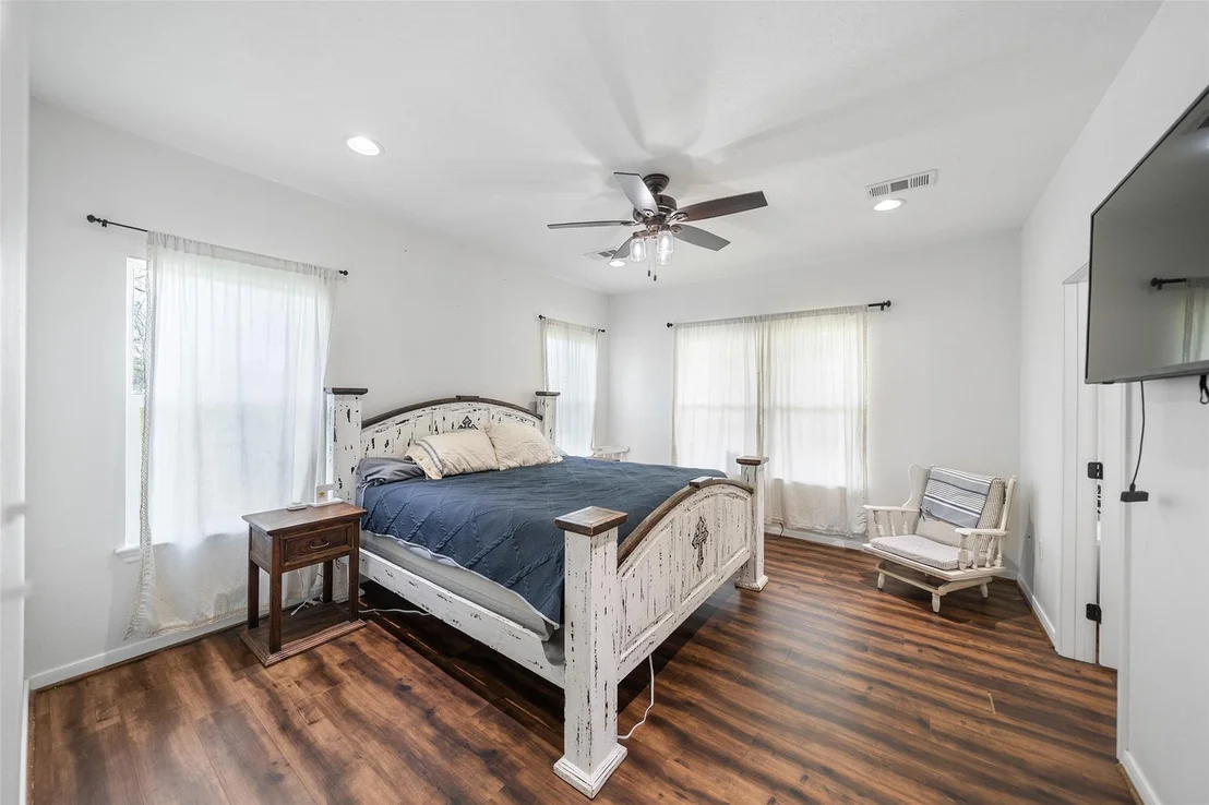 Photo of 1121 Pelican Road