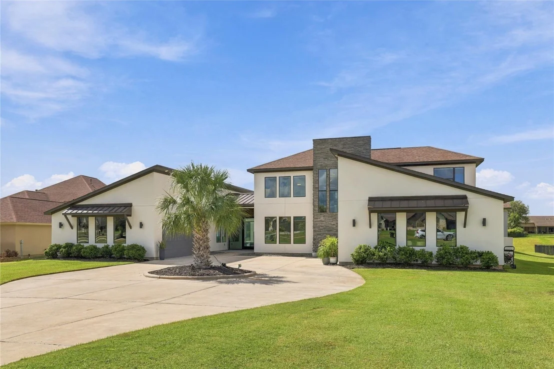 Photo of 11600 Grand Pine Drive