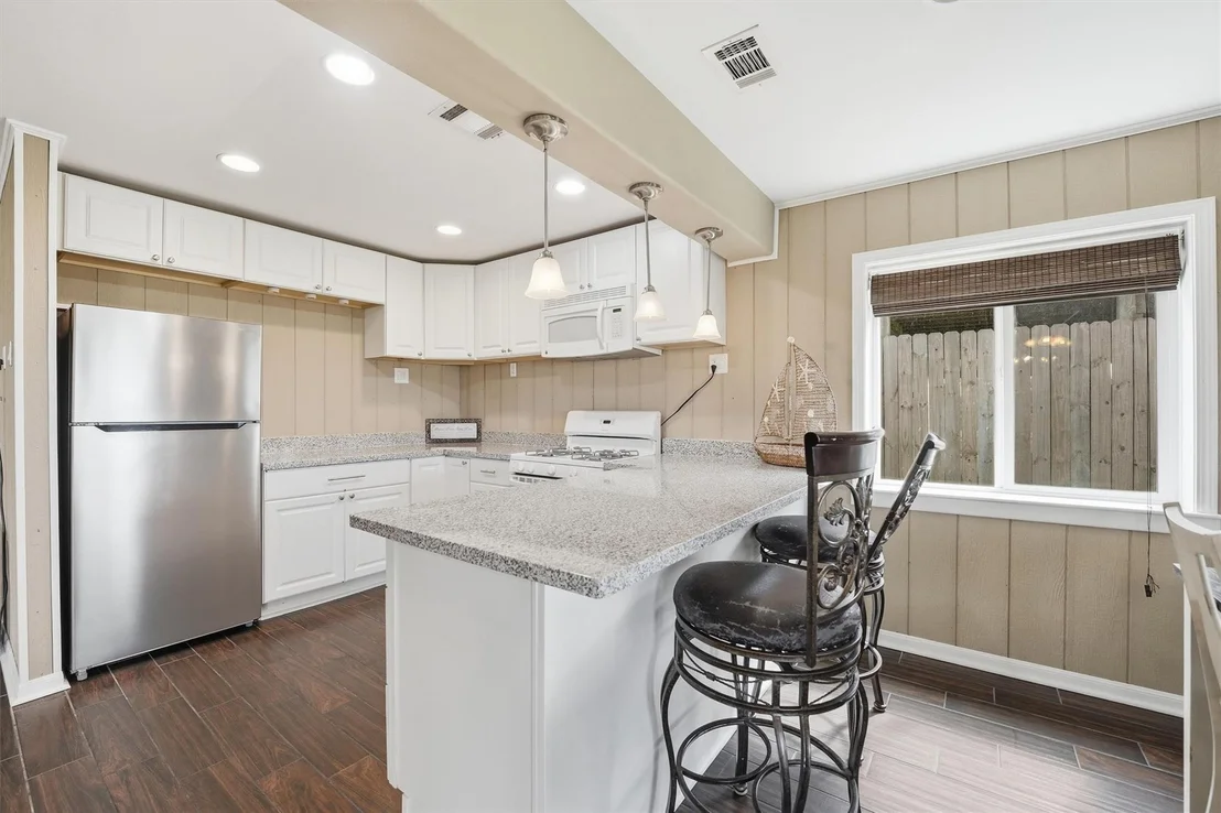 Photo of 7712 Channelview Drive