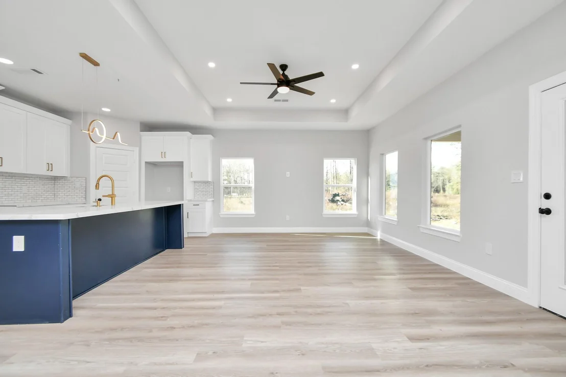 Photo of 805 Road 5203