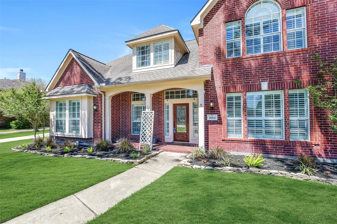 Photo of 2864 Everett Drive