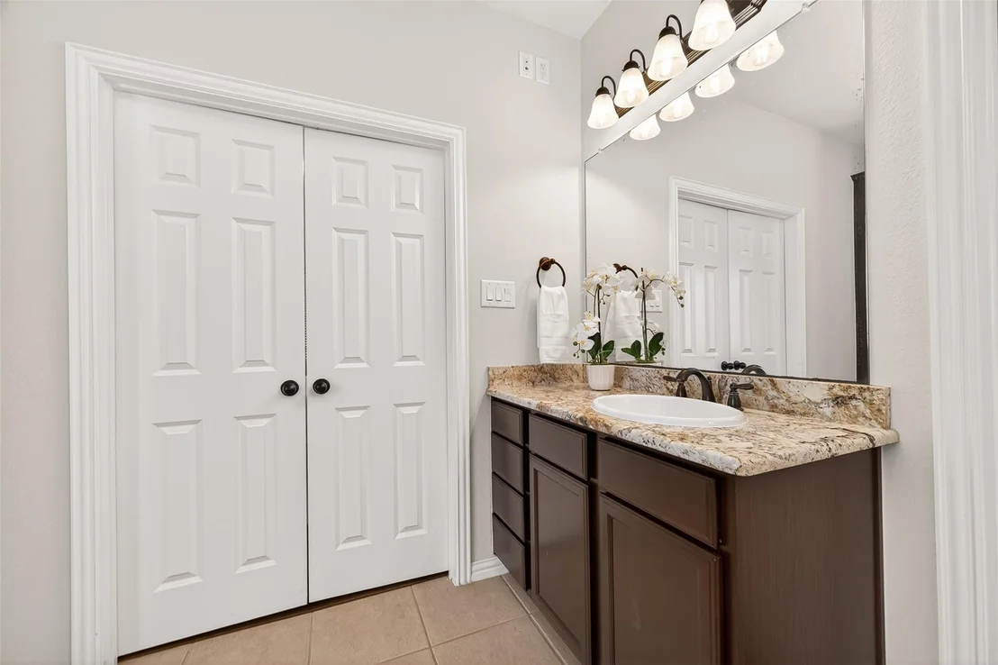 Photo of 19339 Oxford Haven Drive