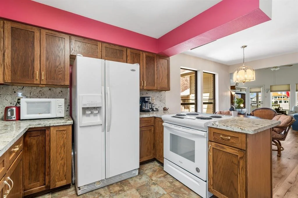 Photo of 112 Cove Point