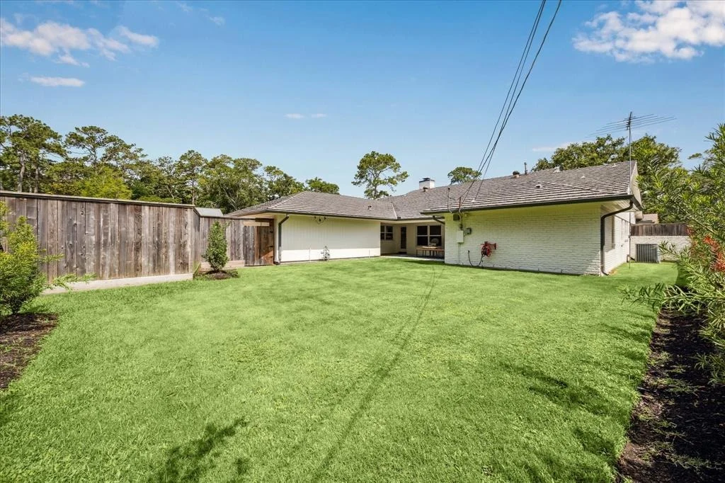 Photo of 10047 Doliver Drive