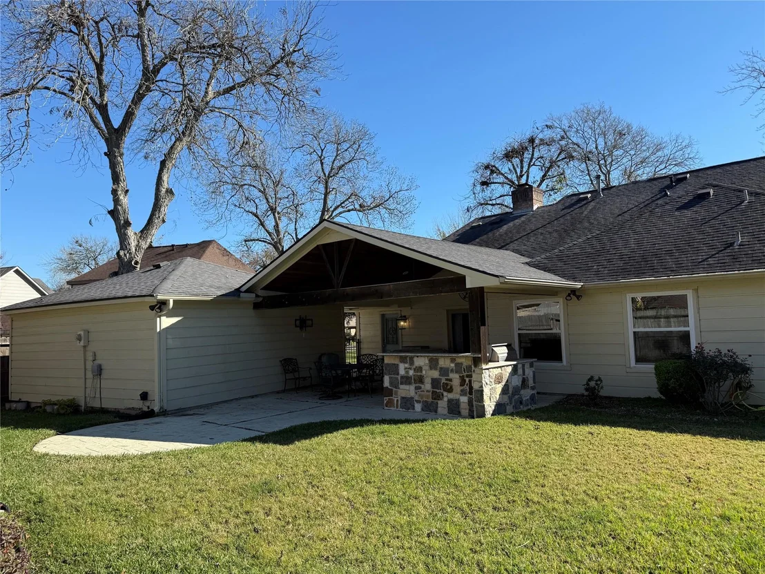 Photo of 1222 Bittersweet Drive
