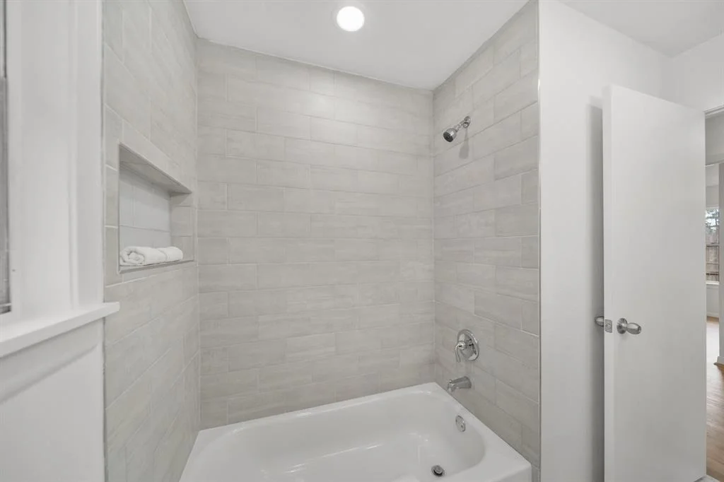 Photo of 4122 Gardendale Drive