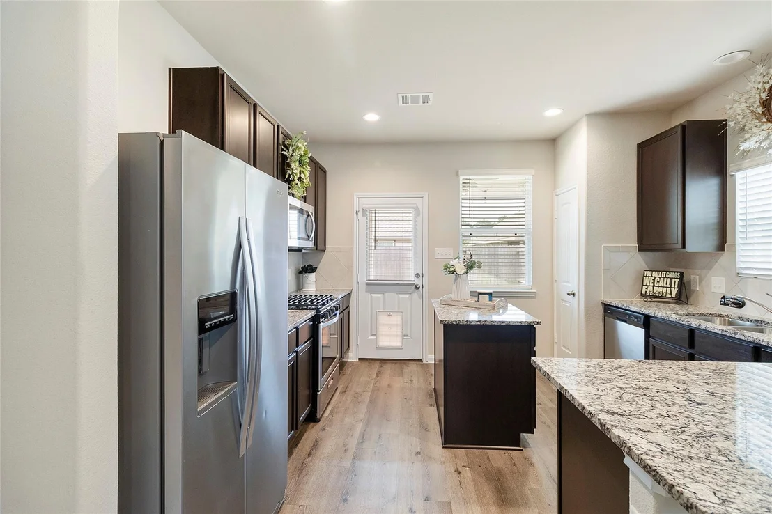 Photo of 3432 Wooded Lane