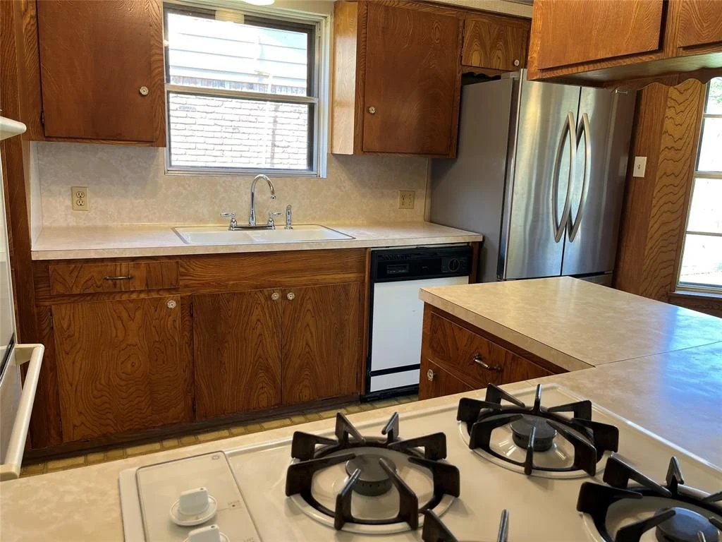 Photo of 1711 Blackburn Drive