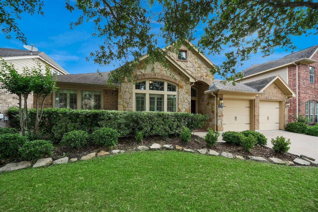 Photo of 28010 Hollyfare Drive