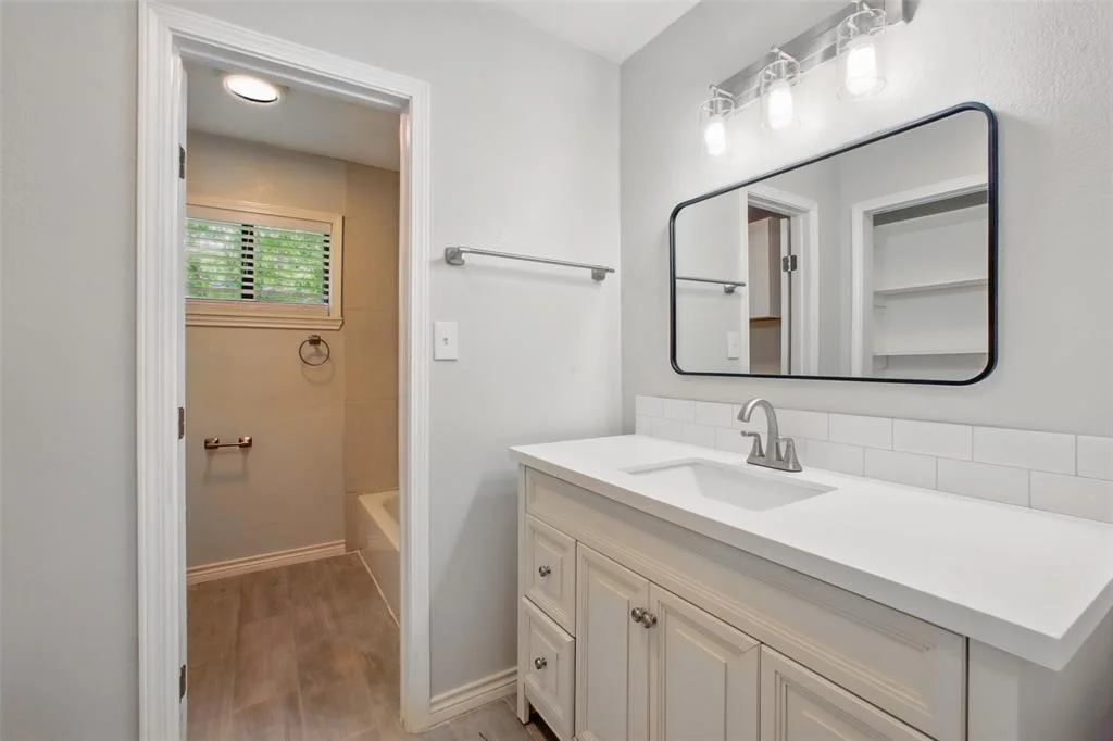 Photo of 290 Maple Lane