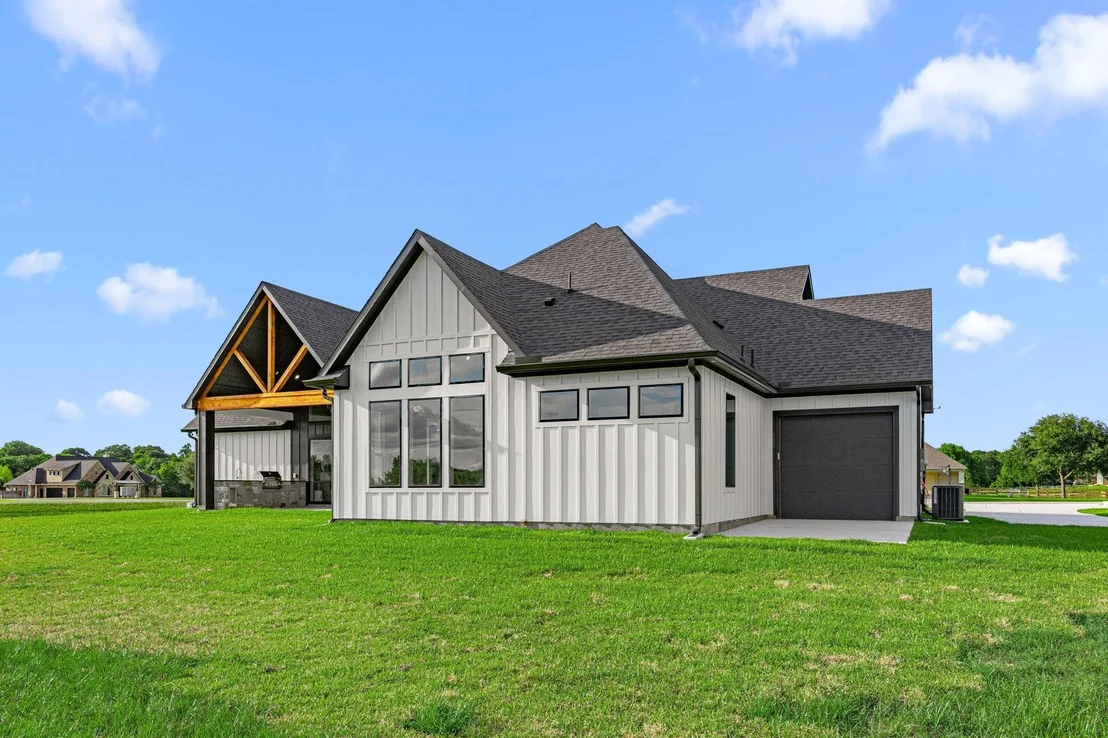 Photo of 469 Ruby Drive