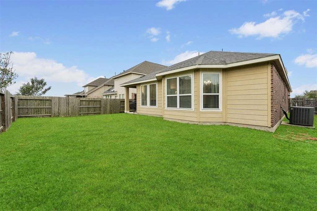 Photo of 6102 Hackberry Branch Lane