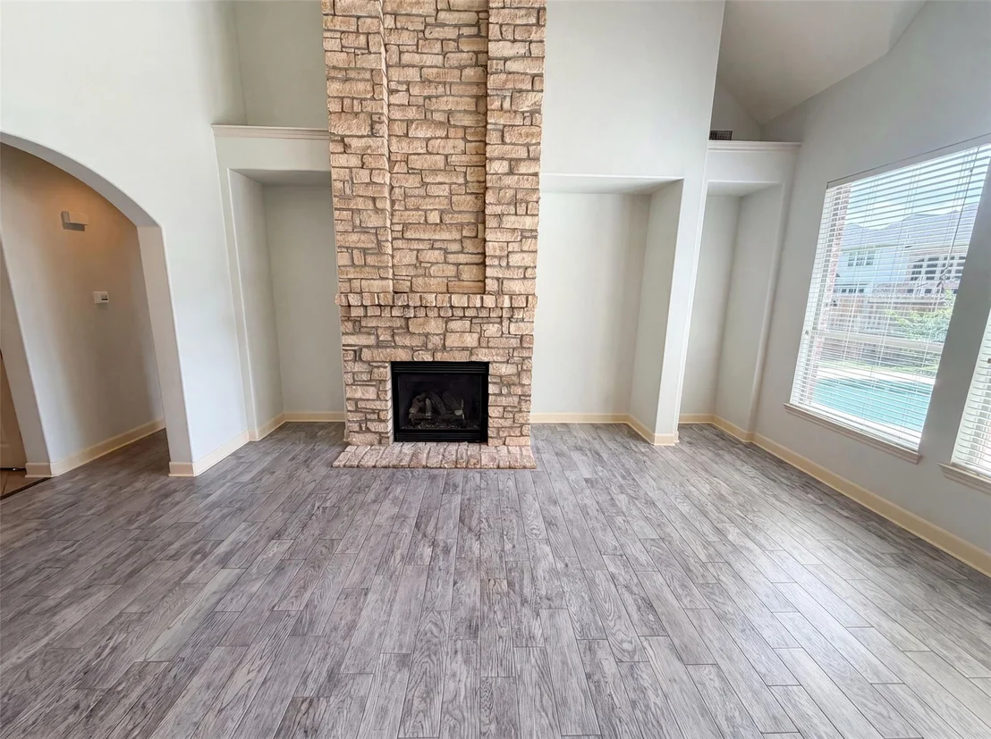 Photo of 15822 Maple Shores Drive