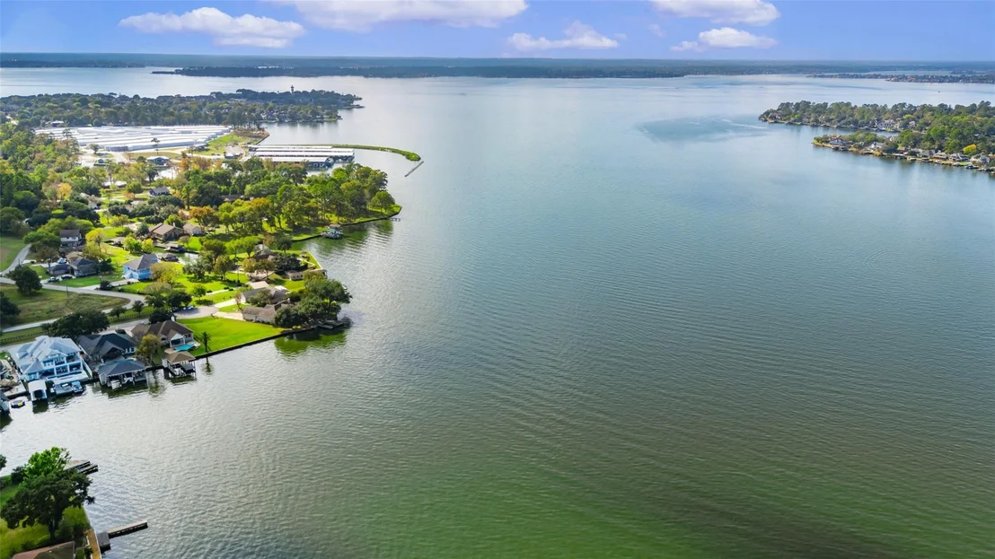 Photo of 14030 Shoreline Drive