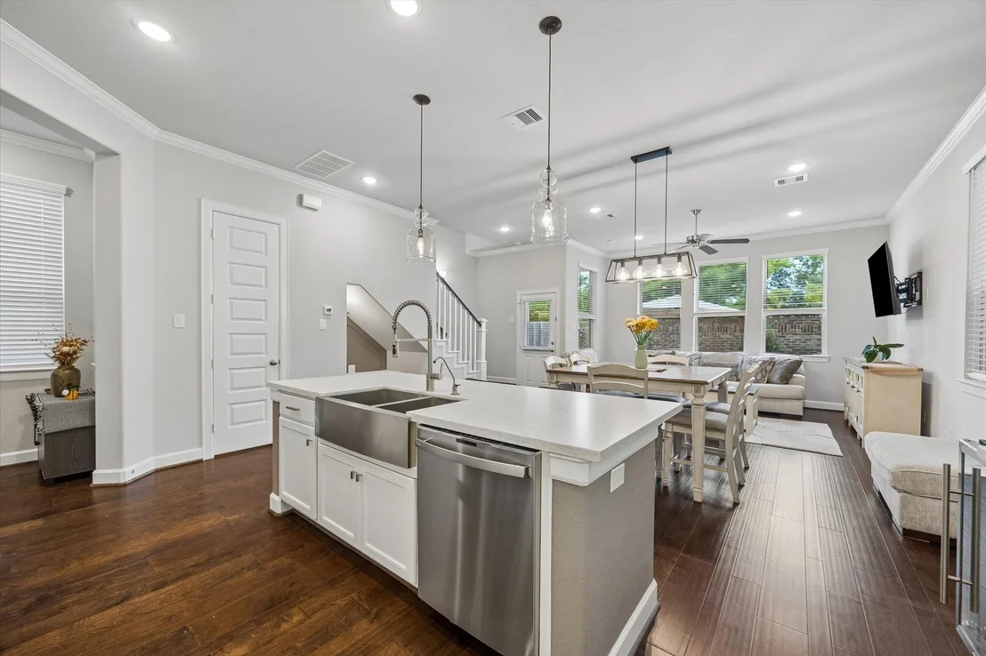 Photo of 10608 Centre Glade Drive