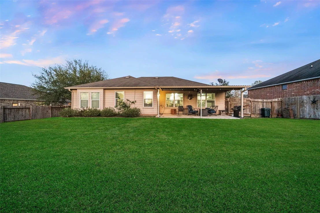 Photo of 12619 Hackberry Drive