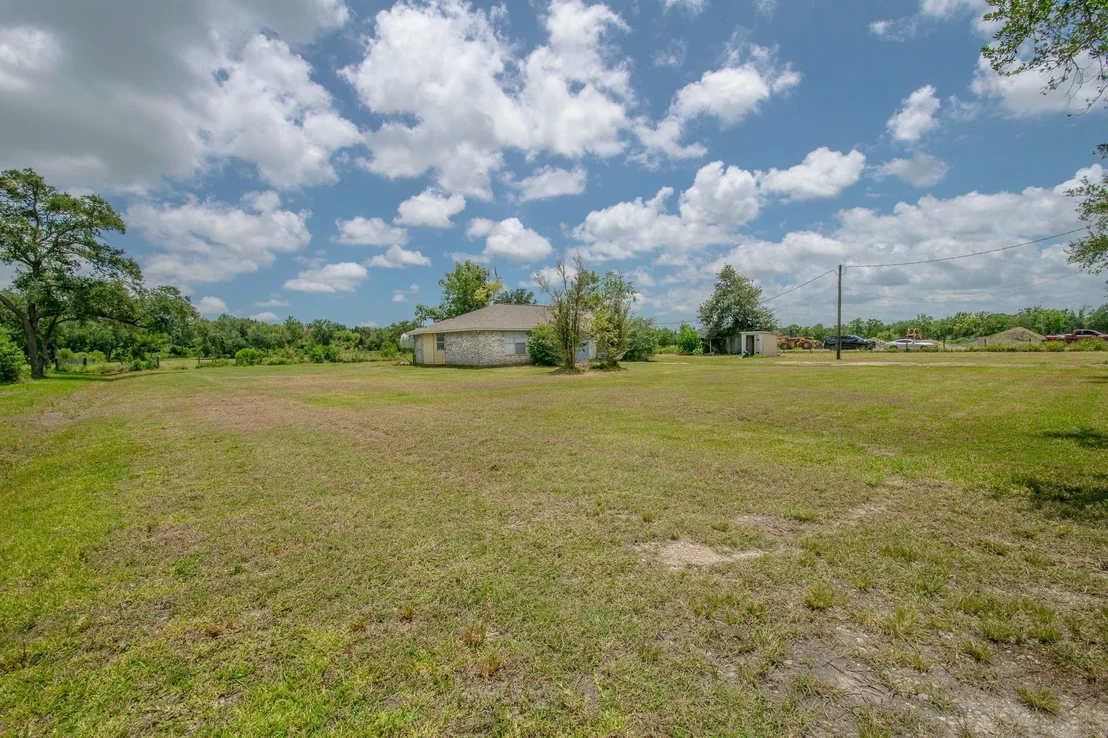 Photo of 2127 County Road 163
