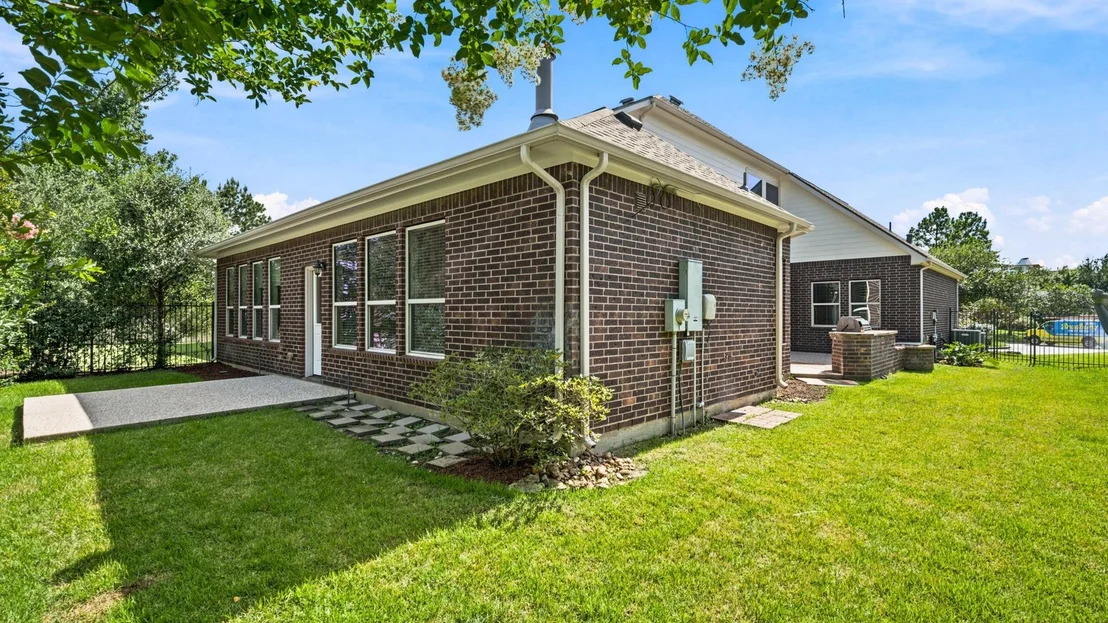Photo of 6 Sleeping Colt Place
