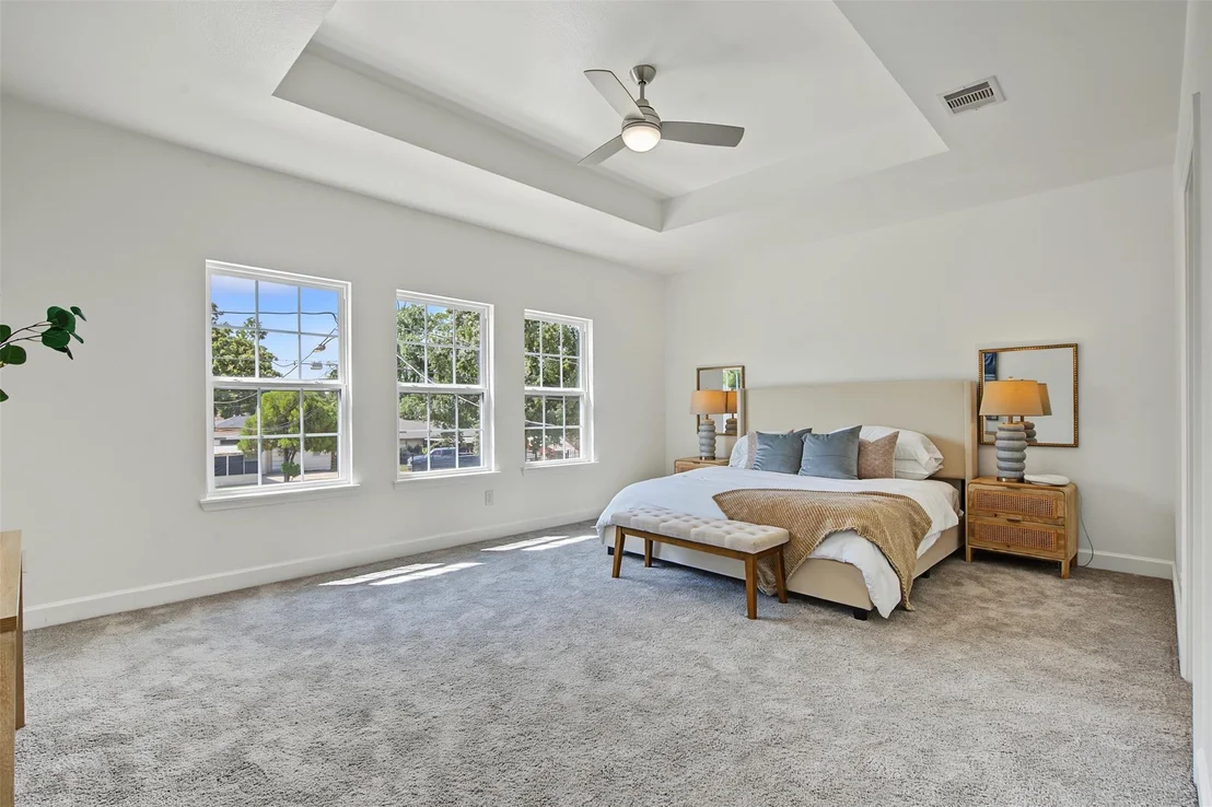 Photo of 8159 Crestview Drive