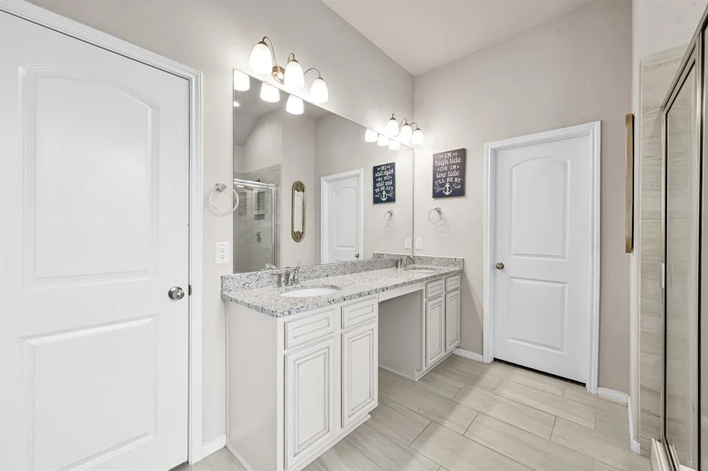Photo of 9175 White Tail Drive