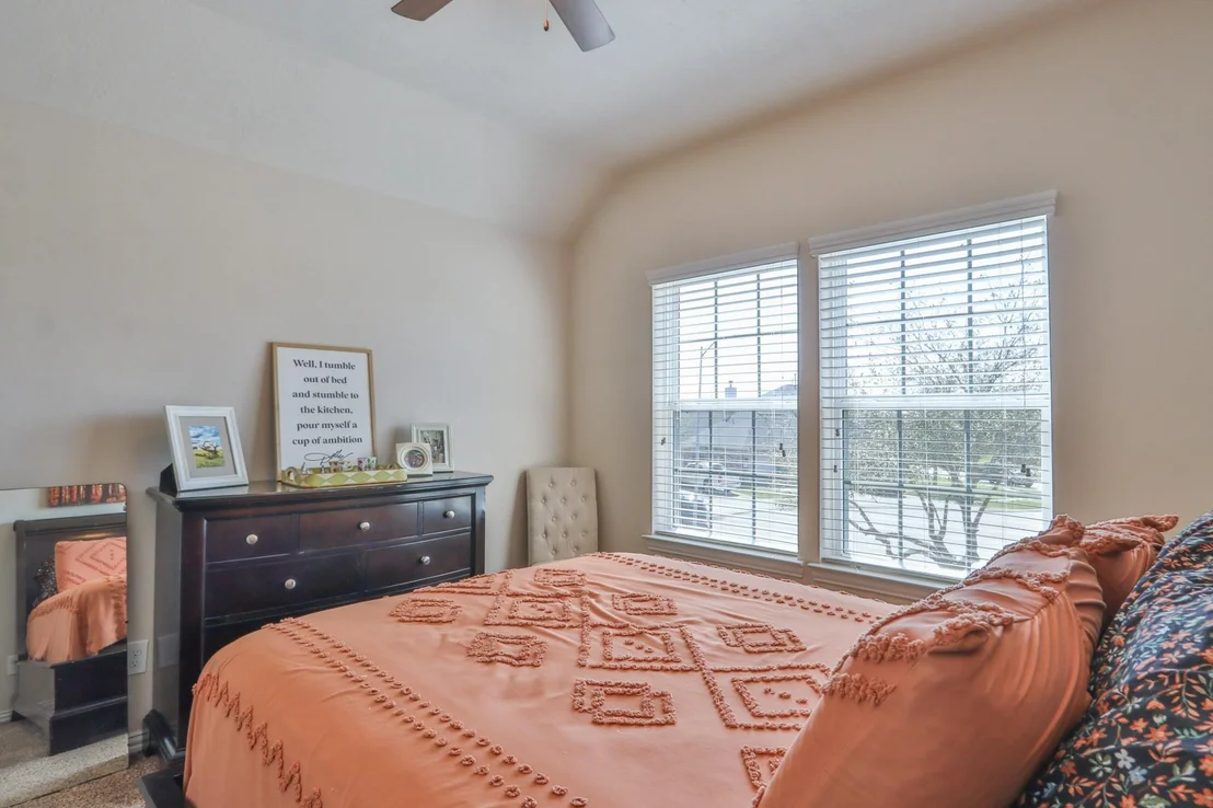 Photo of 802 Brushfield Court