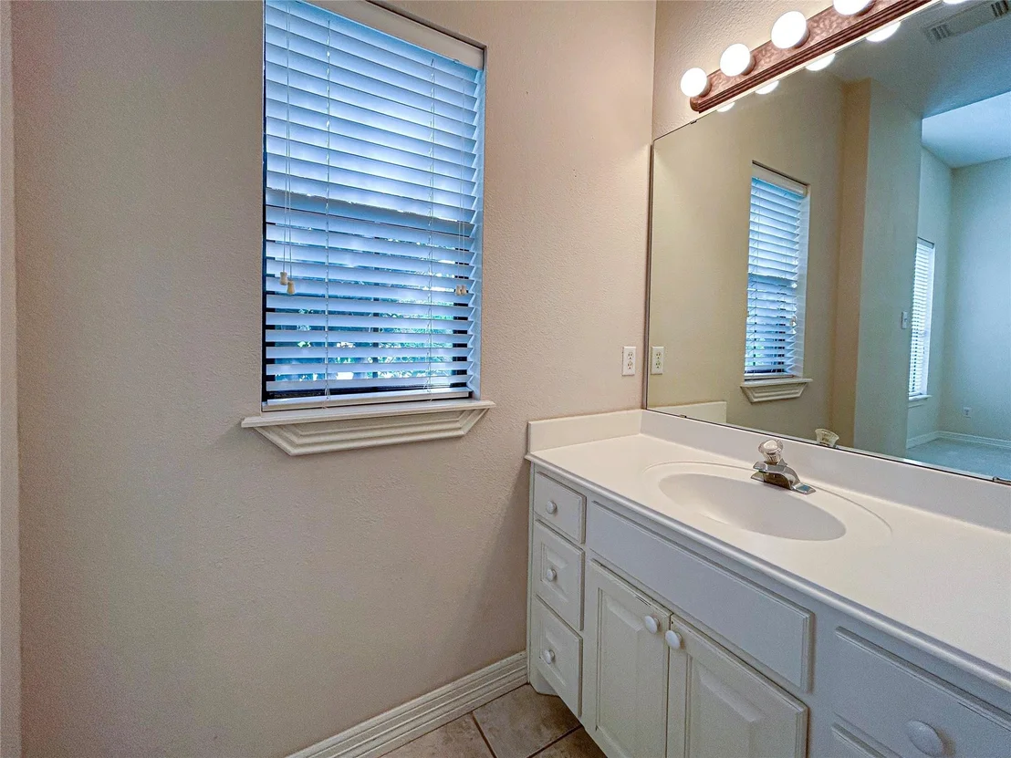 Photo of 606 Walnut Street