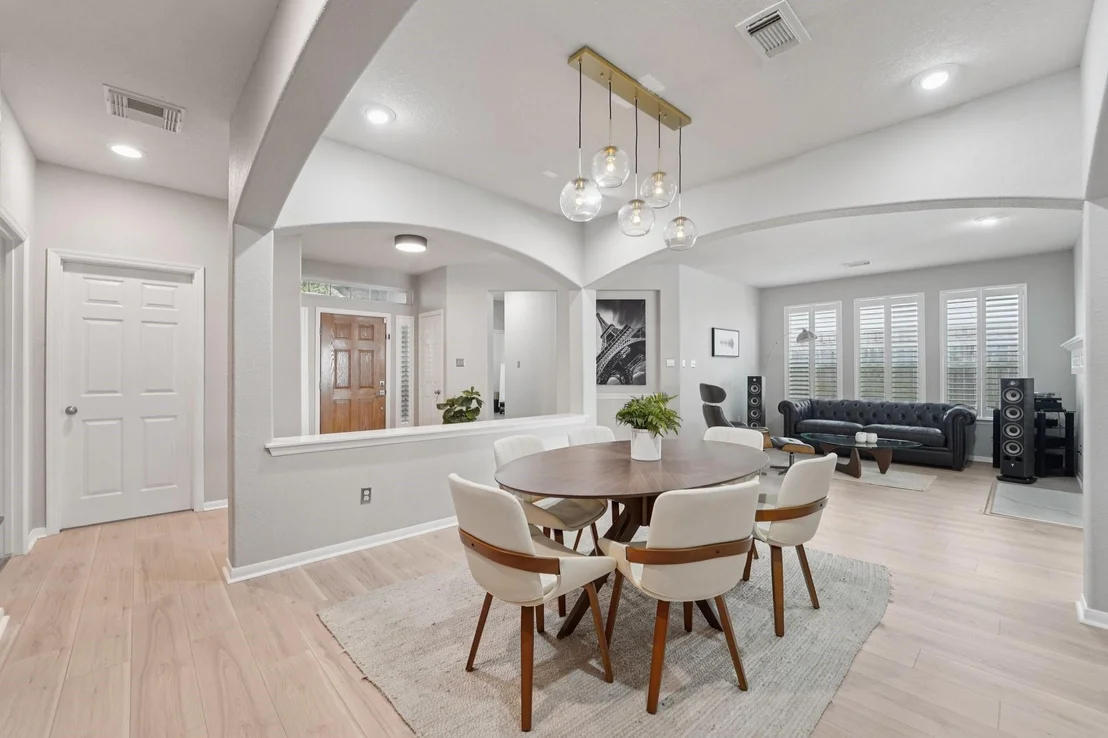Photo of 14710 Timber Cliff Lane