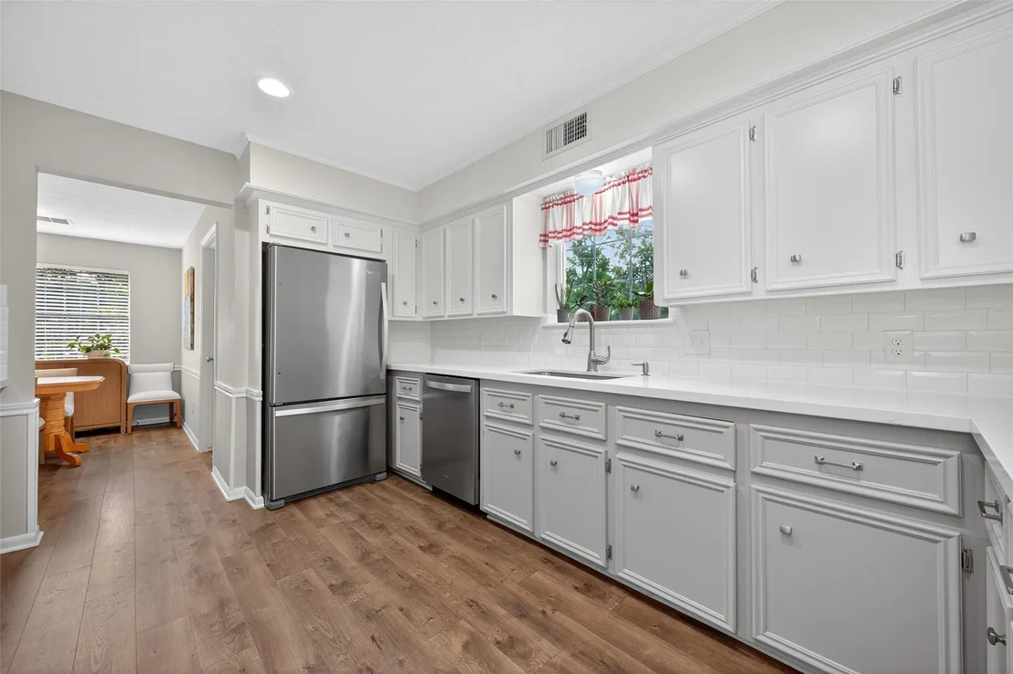 Photo of 105 Glenmora Court