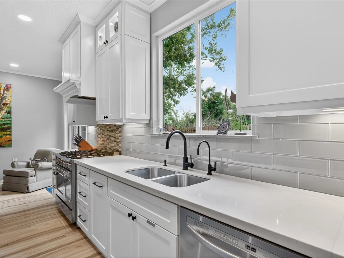 Photo of 6207 Sandypine Drive