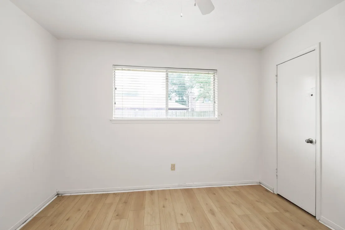 Photo of 6919 River Mill Drive