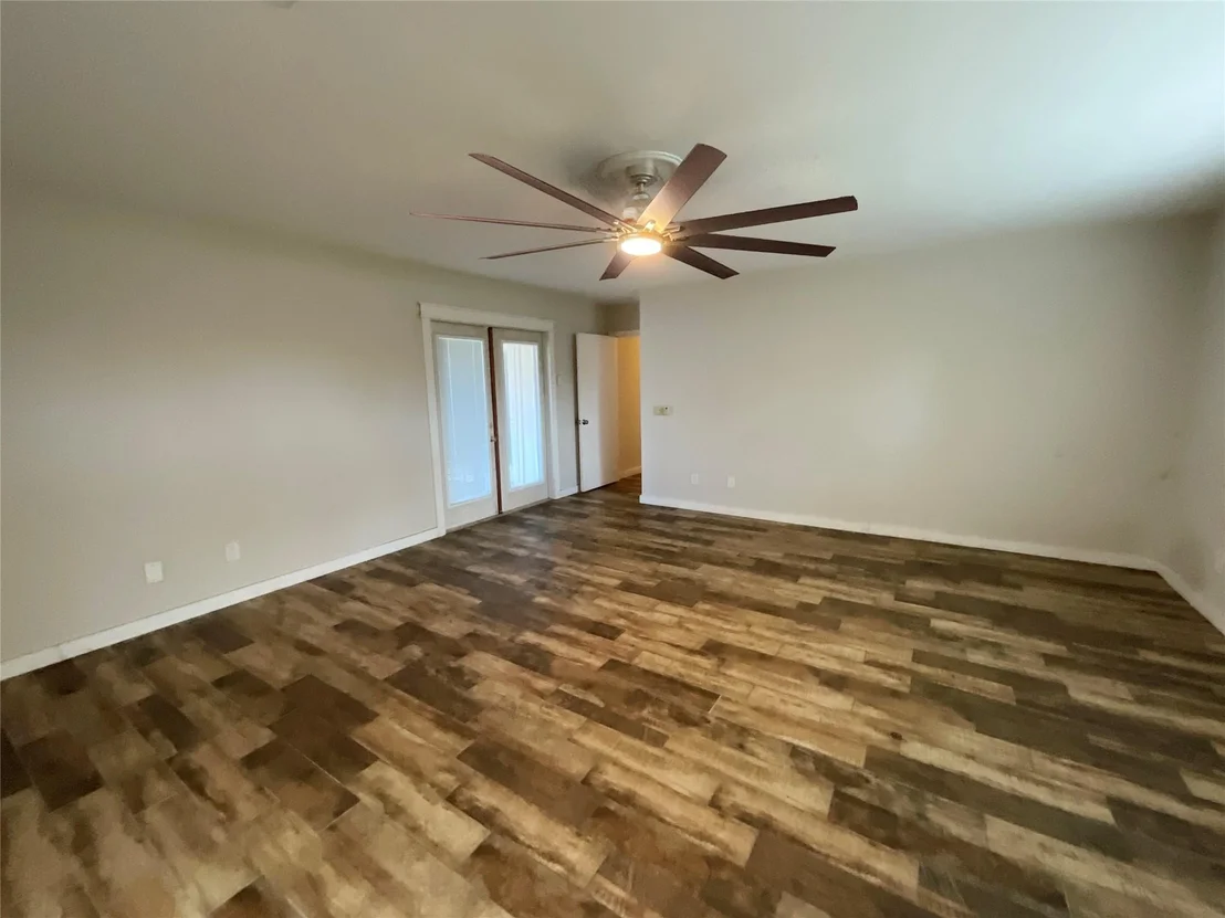 Photo of 443 Bayou View Drive