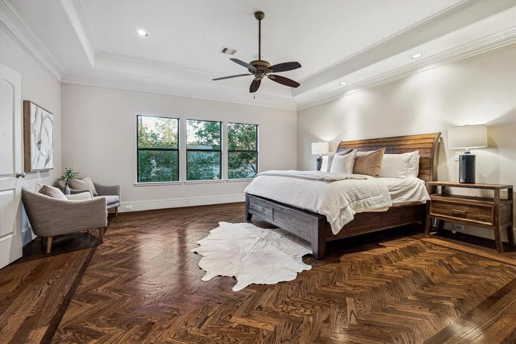 Photo of 2036 Addison Road