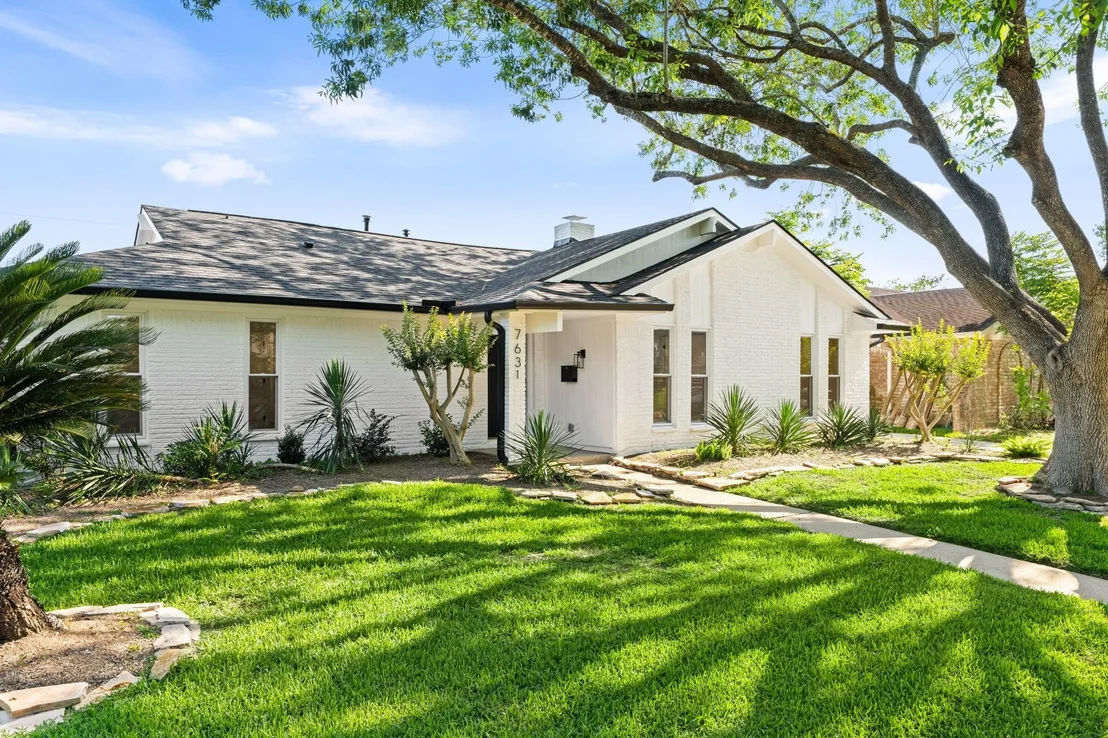 Photo of 7631 Westwind Lane