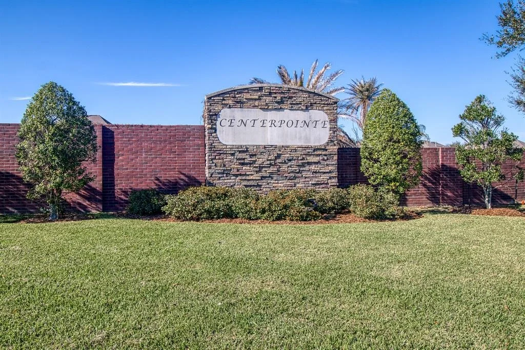 Photo of 601 White Oak Pointe