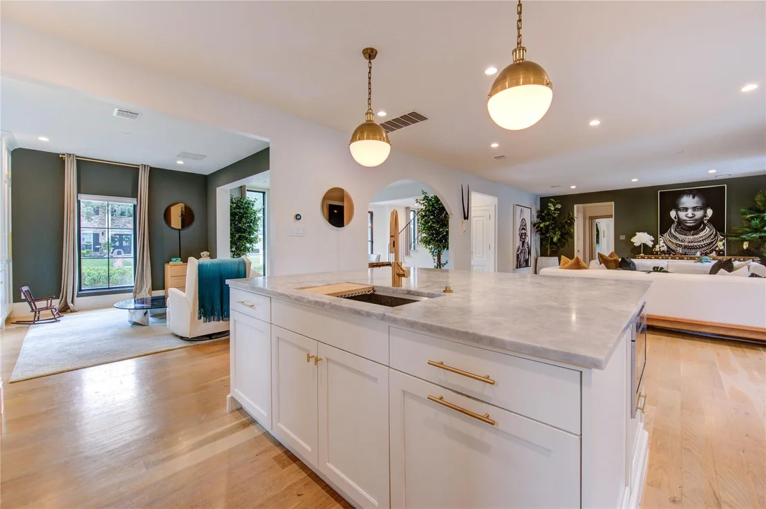 Photo of 1002 Daria Drive