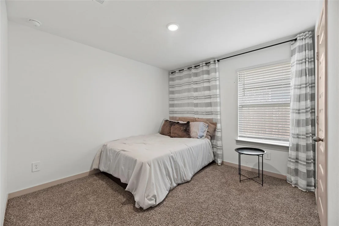 Photo of 5010 Pine Haven Lane