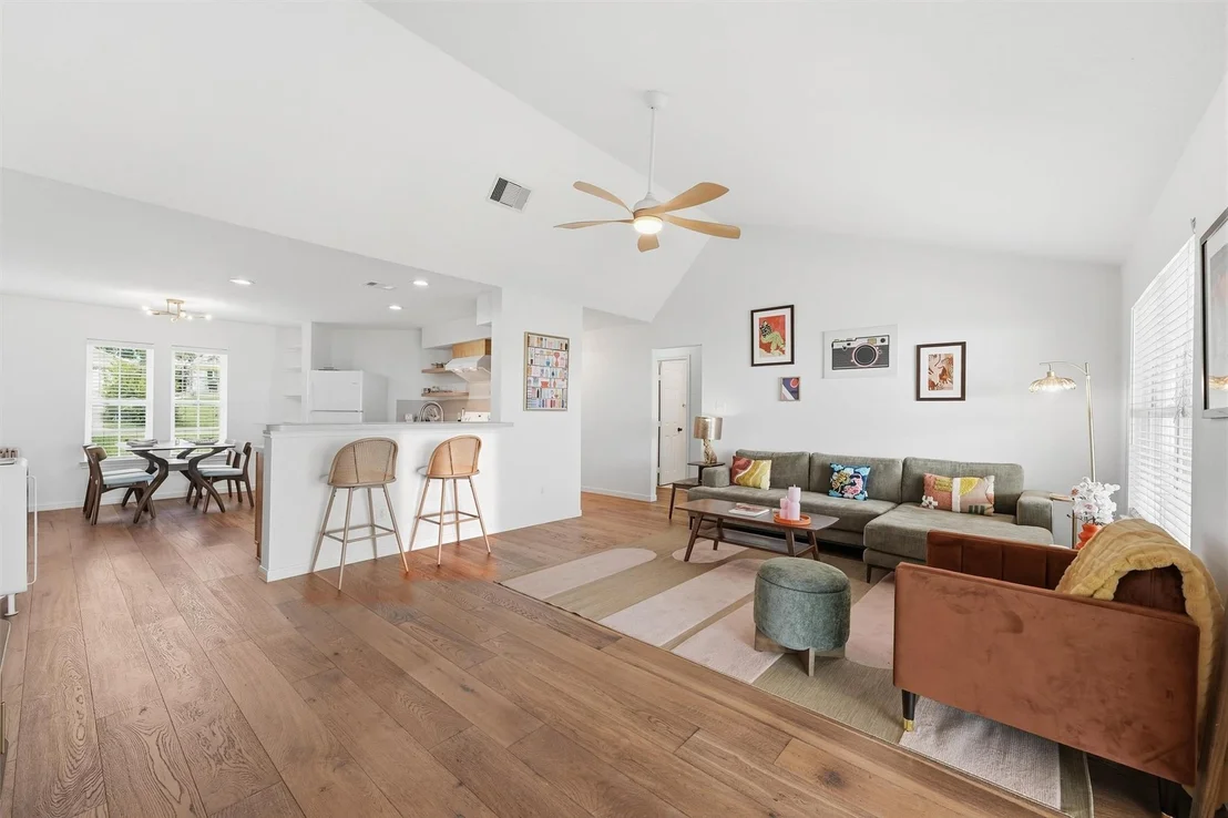 Photo of 281 Fishermans Bend Drive