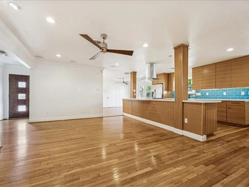 Photo of 6230 Shadow Crest Street