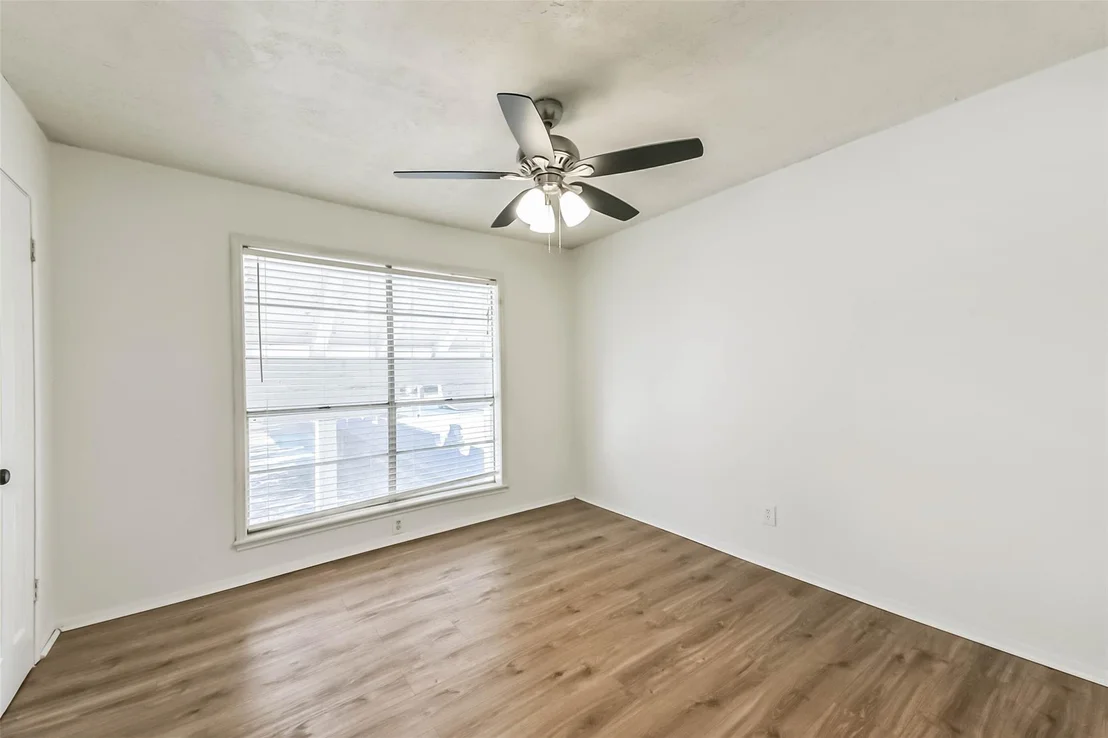 Photo of 6918 Bent Branch Drive