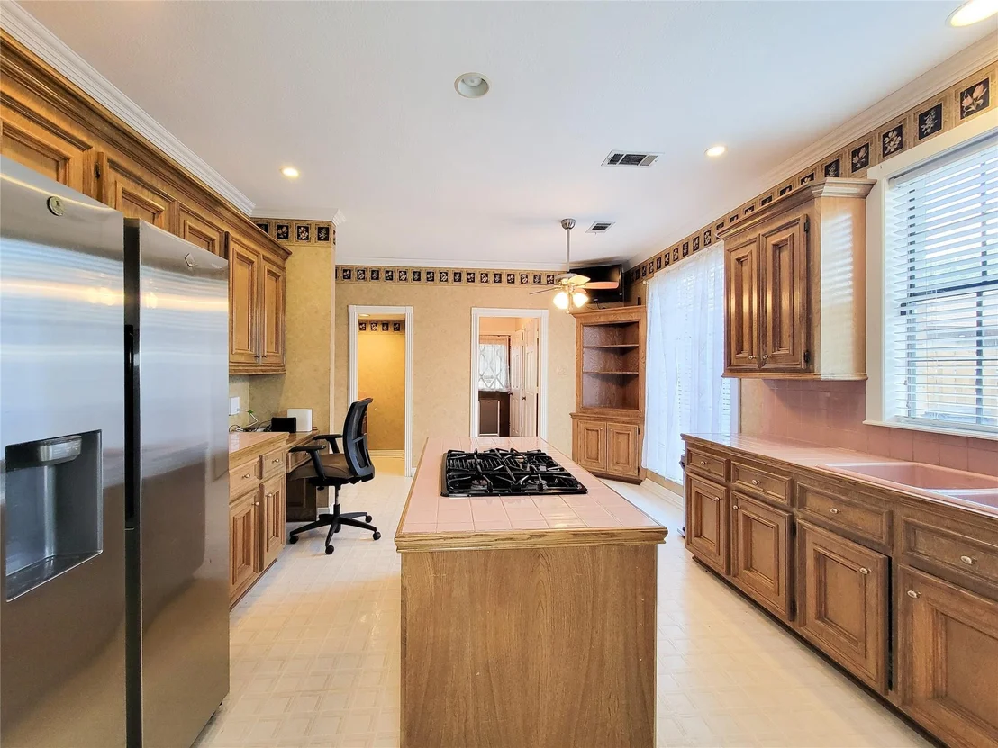 Photo of 5810 Glenmere Lane