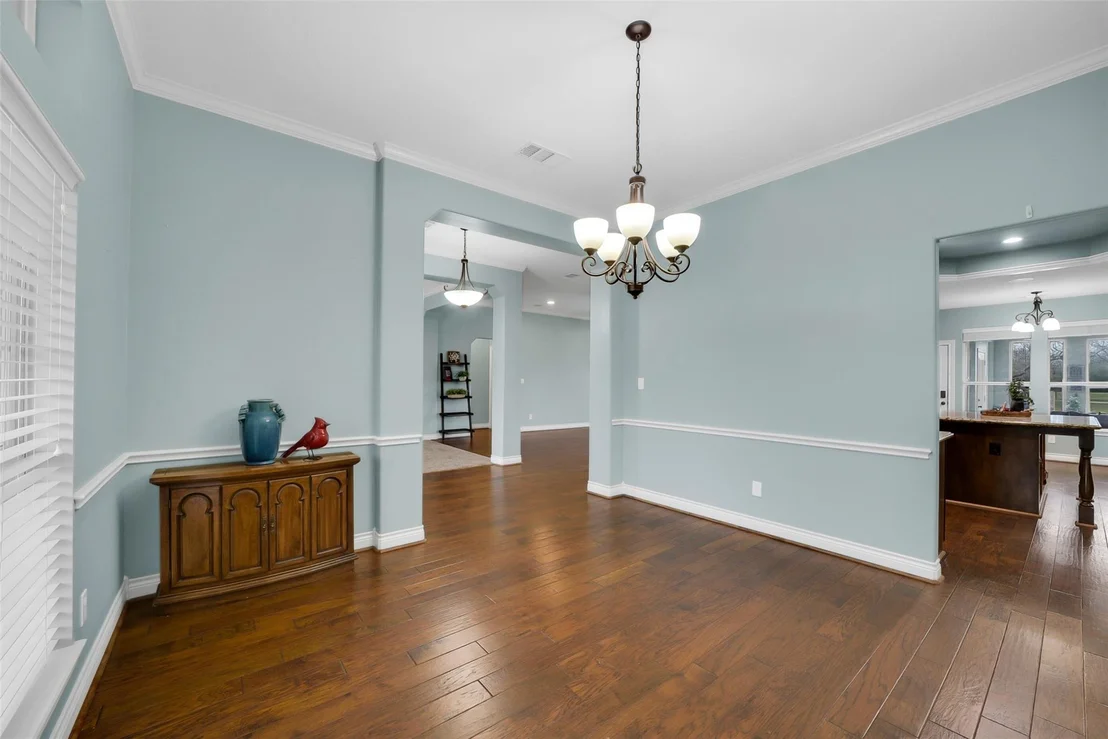Photo of 19407 Pine Tree Lane