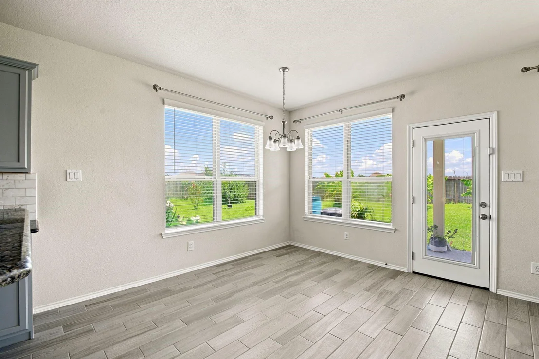 Photo of 693 Forest Bend Lane