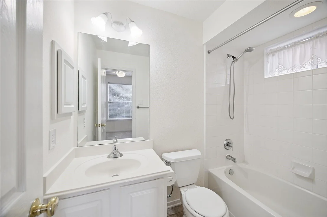 Photo of 15 Redland Place