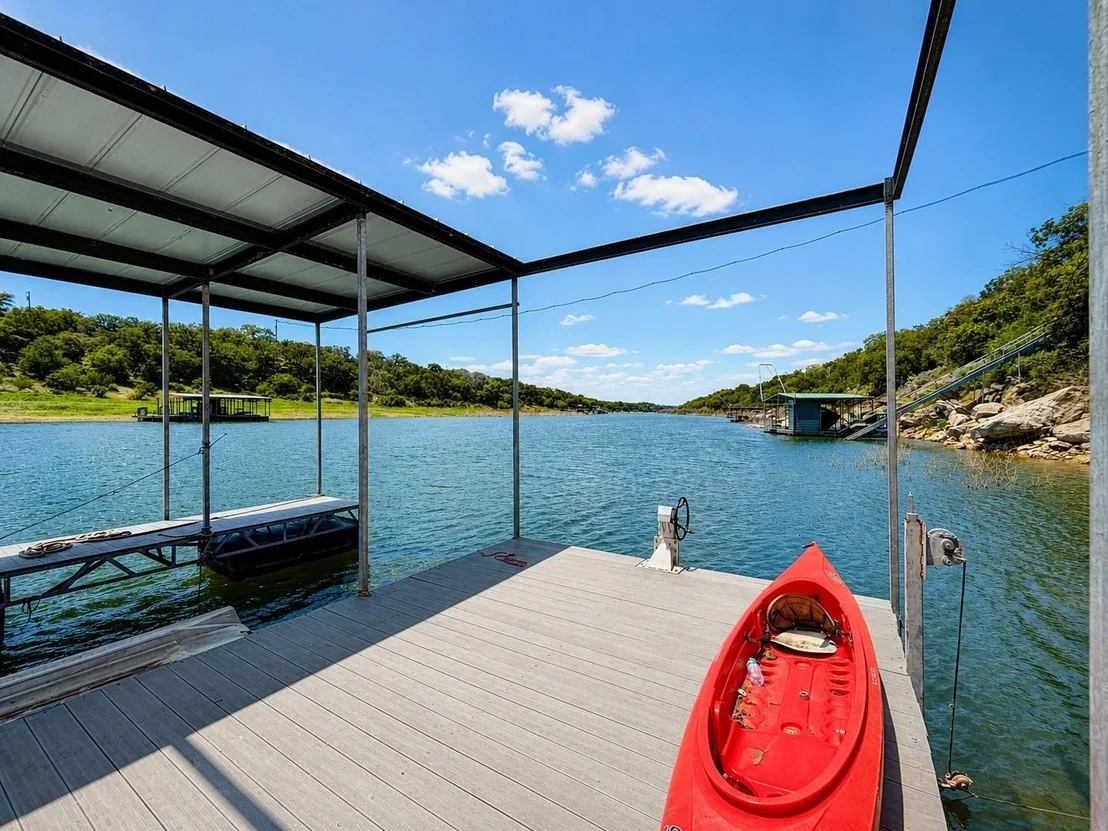 Photo of 1216 Cliffview Drive