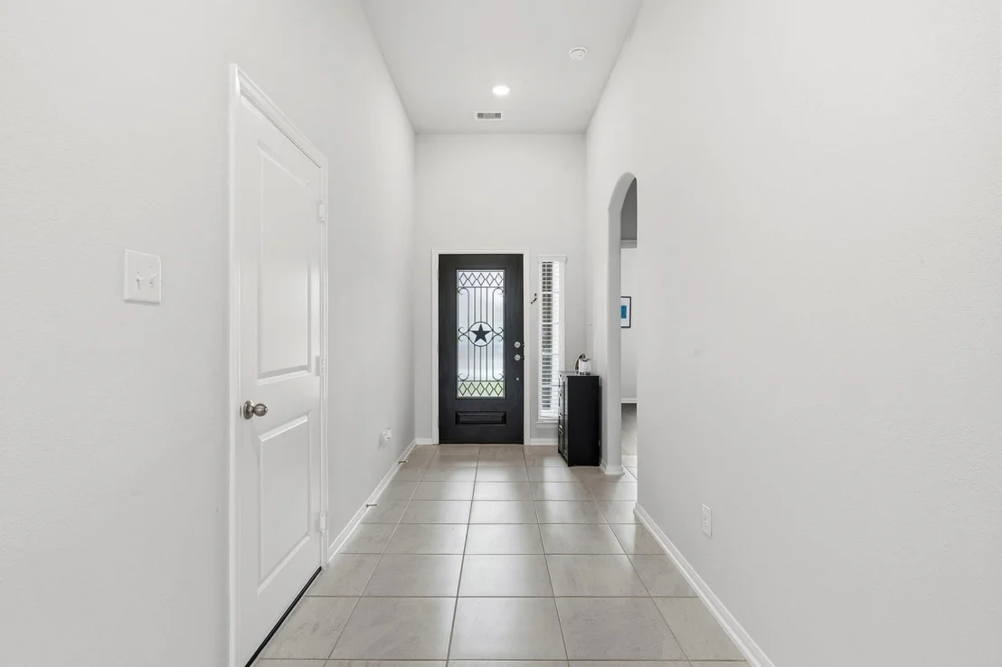 Photo of 814 White Pine Haven Lane