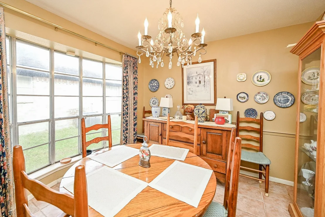 Photo of 5007 Whispering Falls Drive