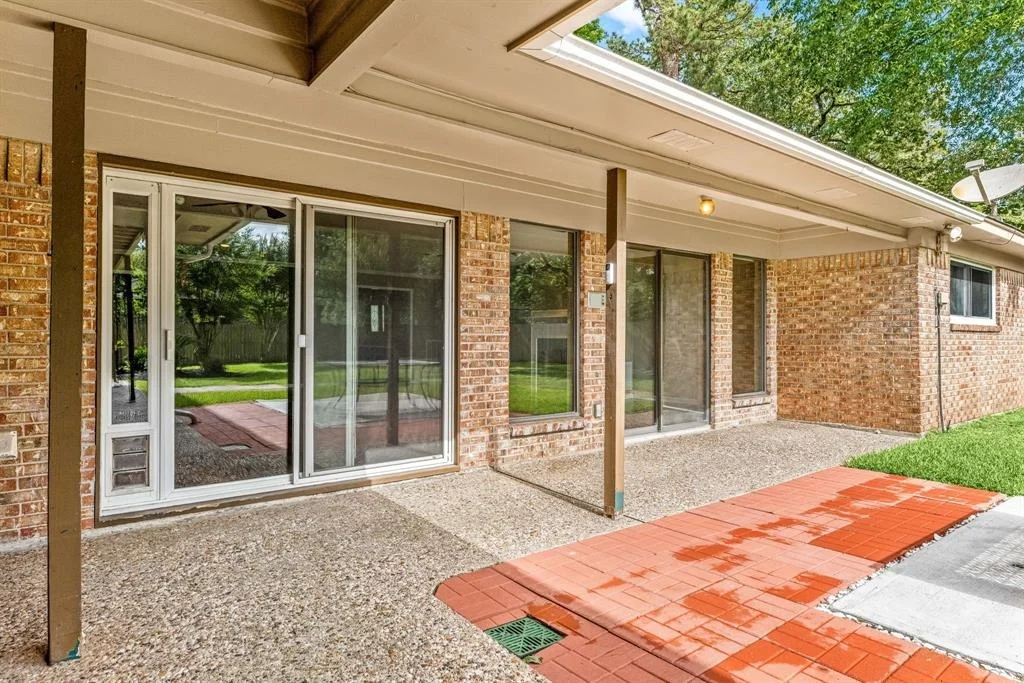 Photo of 26418 Maplewood Drive