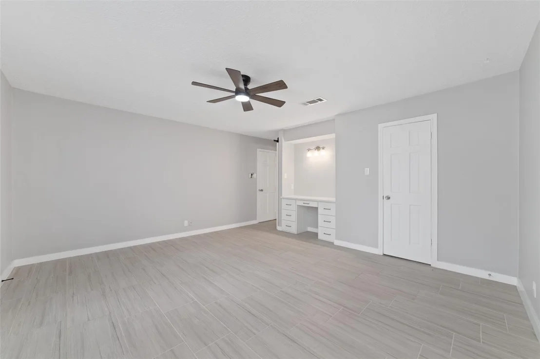 Photo of 7910 Oak Moss Drive