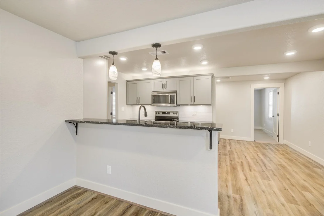 Photo of 214 2nd Street