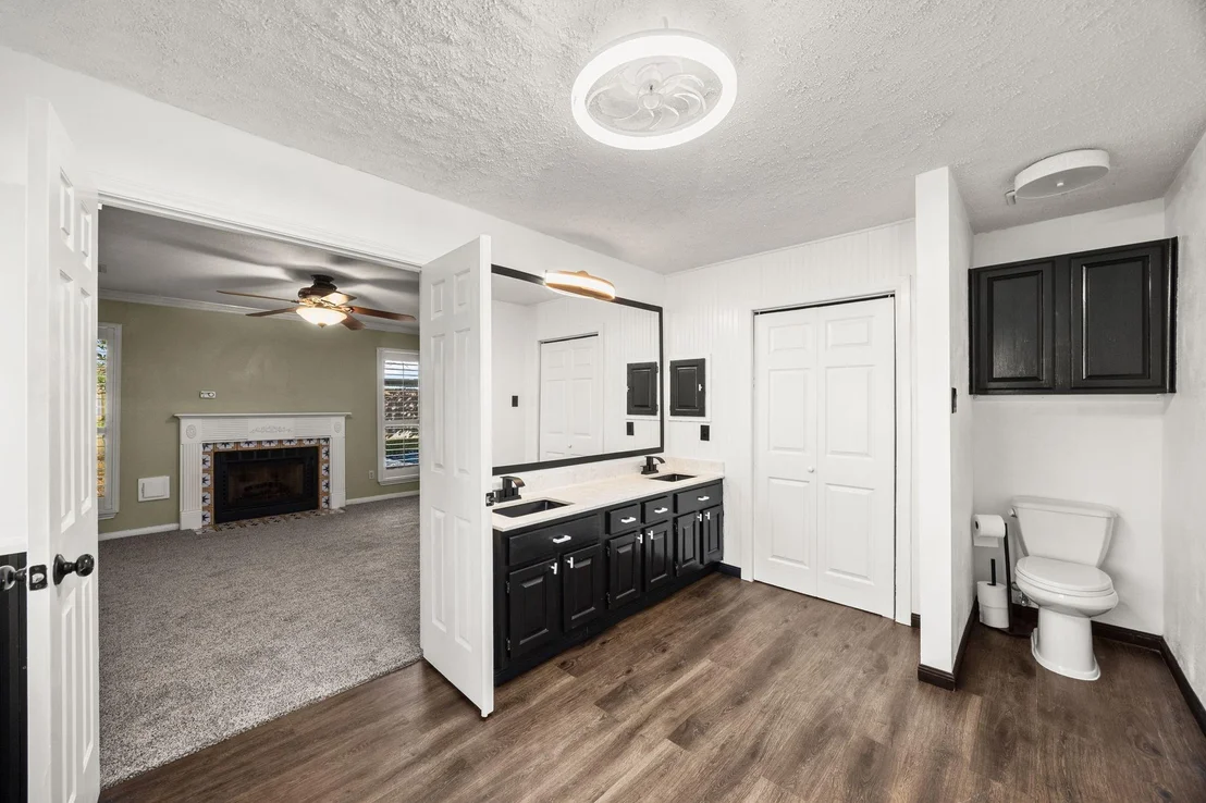 Photo of 12422 Millvan Drive